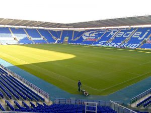 800px-Madejski_Stadium_-_Reading