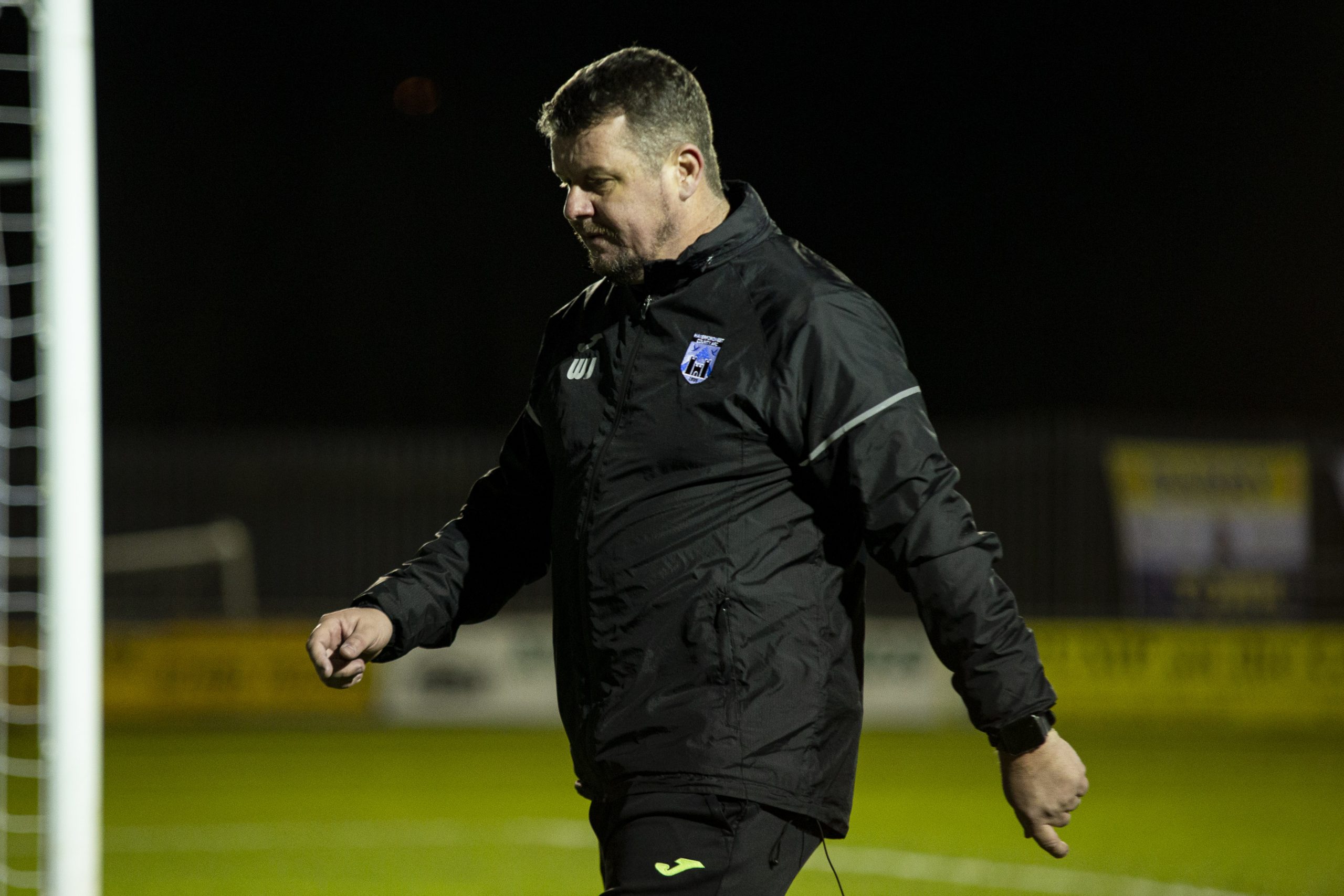 Wayne Jones walking to the changing rooms