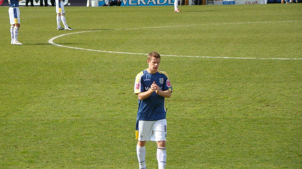 Paul Parry playing for Cardiff City