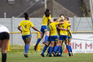 Genero Adran Premier Plate, Barry Town United v Pontypridd Town, Barry, Wales.