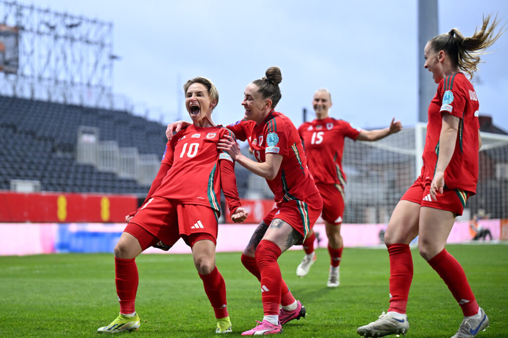 Jess Fishlock celebrates scoring the first goal for Wales against Croatia in a EURO 2025 qualifier.