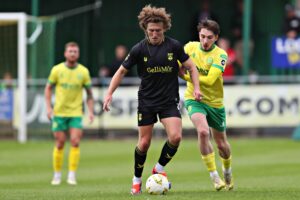 Caernarfon Town vs Haverfordwest County in Round 2 of the JD Cymru Premier at The Oval, Caernarfon (Pic by Sam Eaden/FAW)