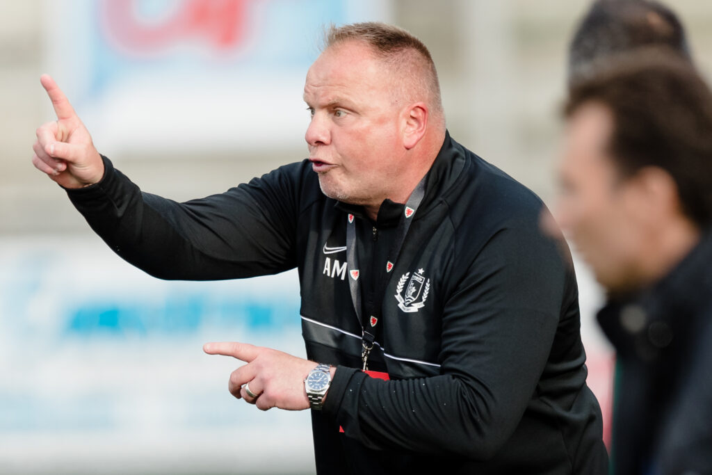 Connah's Quay manager Andy Morrison giving instructions on the touchline 