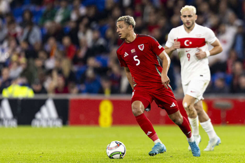 Ethan Ampadu in action for Wales against Turkey in the UEFA Nations League