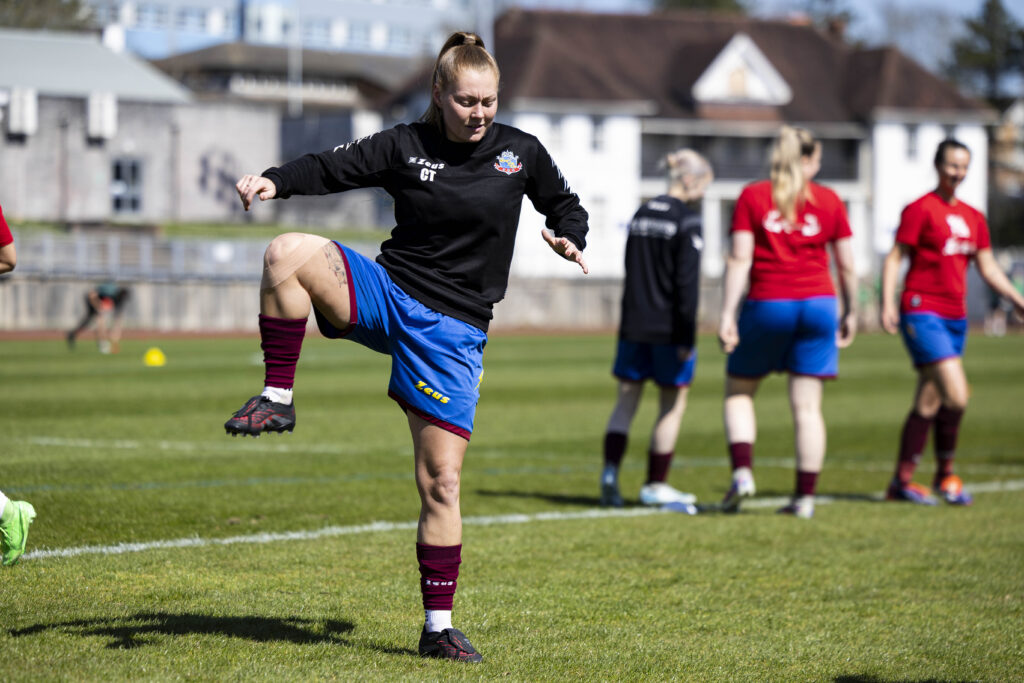 Casey Thomas of Cascade during the warm up.
Swansea University v Cascade in the Genero Adran South at Sketty Lane on the 6th April 2025