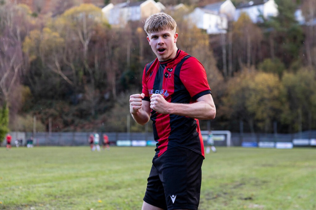 Calum Salter of Ynyahir Albions celebrates scoring his sides first goal.
Ynyshir Albions v Cwmbran Celtic in the JD Cymru South at The Oval on the 29th November 2025