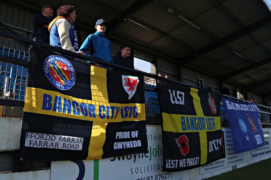 Bangor fans before Penmaenmawr Phoenix vs CPD Dinas Bangor 1876 in the Semi-Final of the Dragon Signs Amateur Trophy at the Blue Turtle Arena, Colwyn Bay