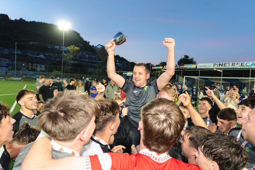 TONYPANDY, WALES - 29 MAY 2026:Pontardawe Town celebrating their victory and a return to the Cymru South during the Elite Stands UK Ardal Southern Leagues Play-Off Final 2025/26 fixture Cwmbran Town vs Pontardawe Town at M&P Group 3G, Tonypandy, Wales