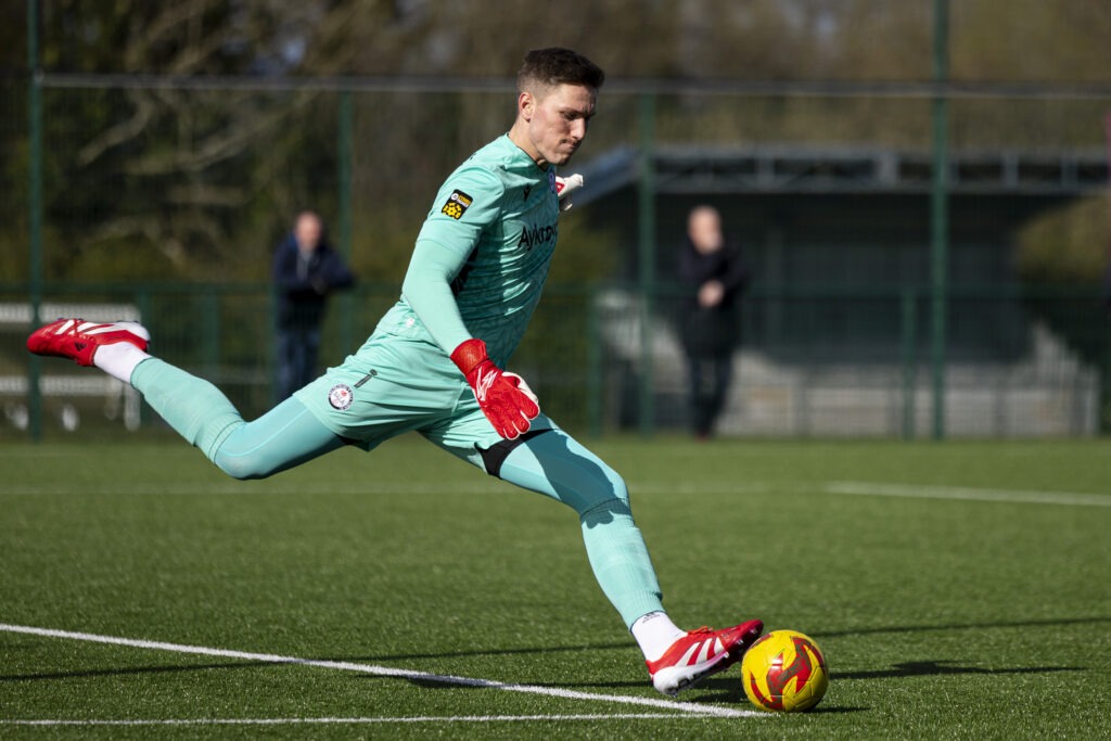 CARDIFF, WALES - 28 MARCH 2026: Bala Town goalkeeper Joel Torrance during the 2025/26 JD Cymru Premier match between Cardiff Met & Bala Town at Cyncoed Campus, Cardiff, Wales. (Pic by Lewis Mitchell/FAW)