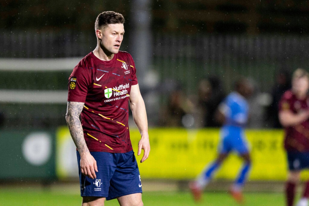 ames Clarke of Cardiff Met during the 2025/26 JD Cymru Premier match between Haverfordwest County & Cardiff Met at the Ogi Bridge Meadow Stadium, Haverfordwest, Wales