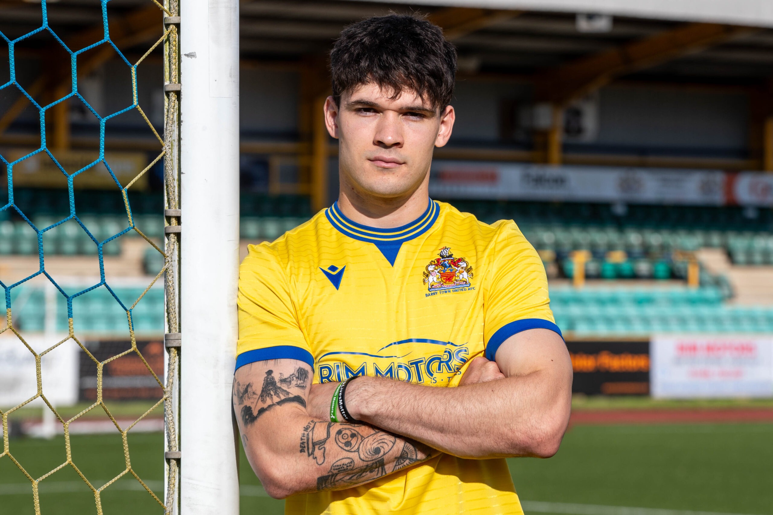 Jaydn Crosbie unveiled as a player of Barry Town United, a club in the Cymru Leagues Premier.