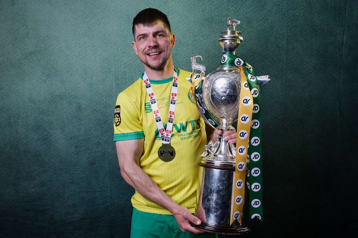 Caernarfon Town's Darren Thomas during the 2025/26 JD FAW Welsh football Cup Final fixture between Caernarfon Town F.C & Flint Town United F.C at Rodney Parade, Newport, Wales