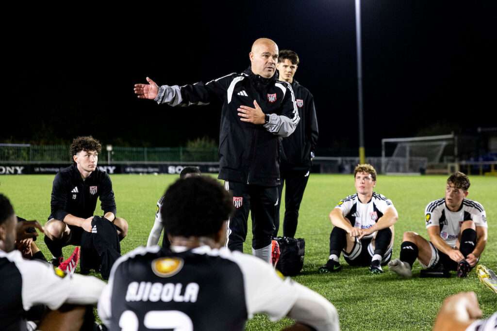 Flint Town United manager Lee Fowler during the Novira Cymru Premier match between Penybont & Flint Town United at the DragonBet Stadium, Bridgend, Wales