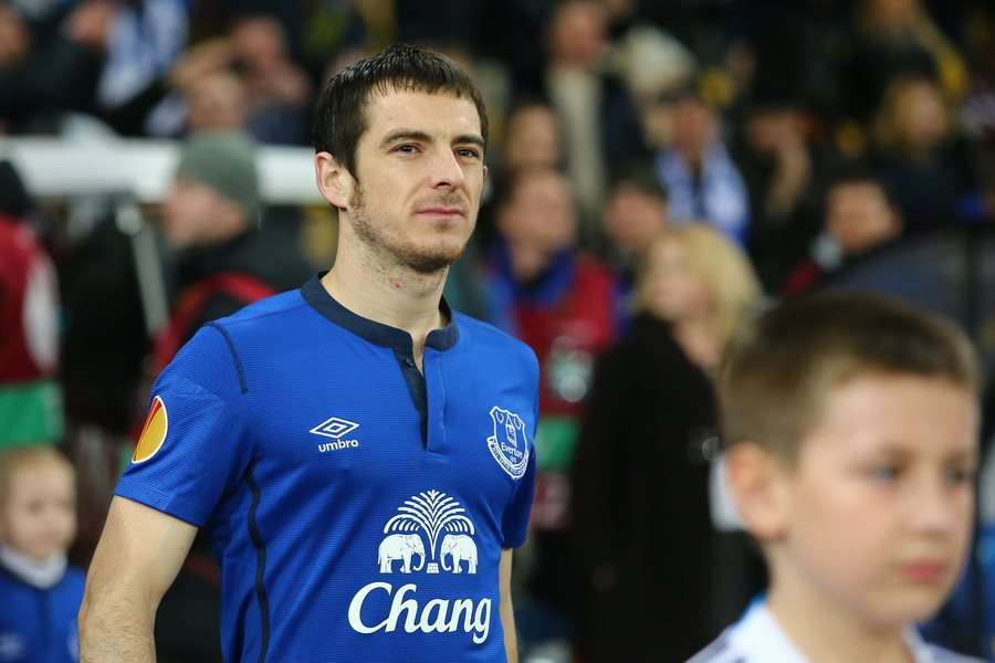 Leighton Baines playing for Everton in Europa League match against Dynamo Kiev on 19 March 2015.