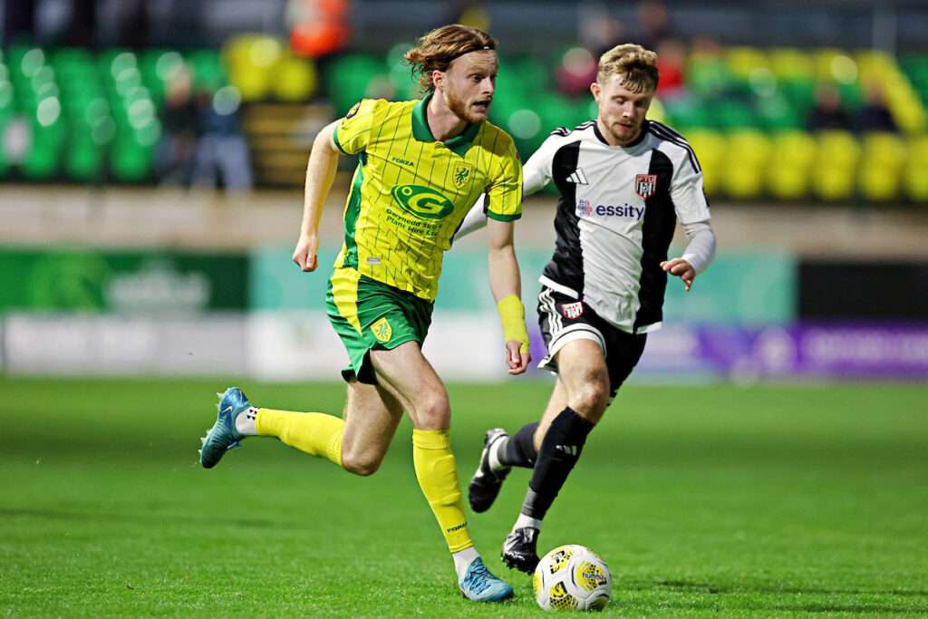 Caernarfon Town's Zack Clarke during Caernarfon Town vs Flint Town United in Round 7 of the Novira Cymru Premier at the Oval, Caernarfon