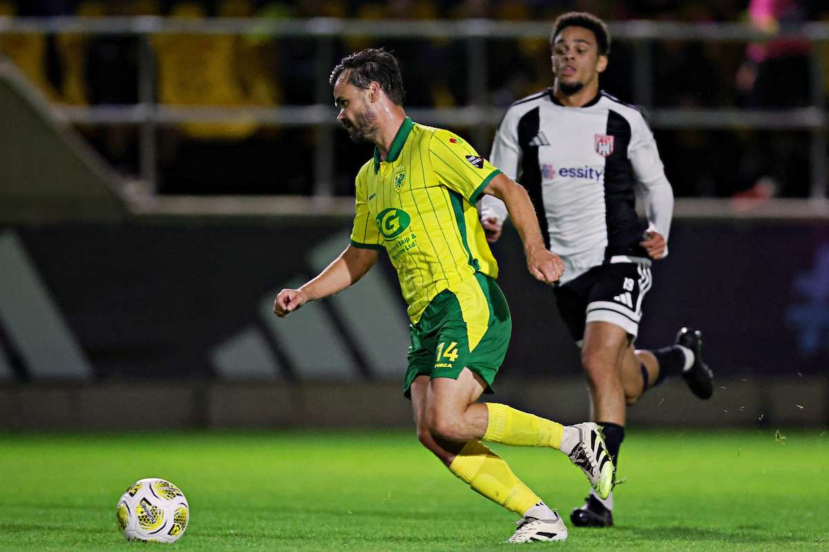 Caernarfon Town's Noah Edwards during Caernarfon Town vs Flint Town United in Round 7 of the Novira Cymru Premier at the Oval, Caernarfon