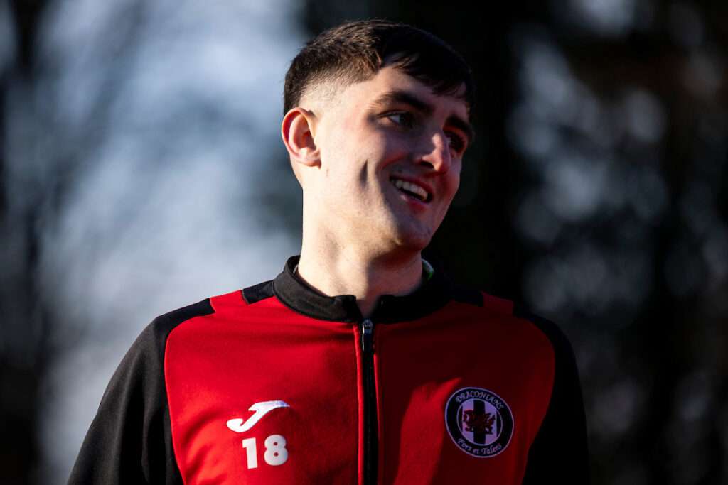 Harry Treharne of Cardiff Dracs during the warm up. Cardiff Draconians v Cambrian United in the JD Cymru South at Lydstep Park on the 10th January 2026.
