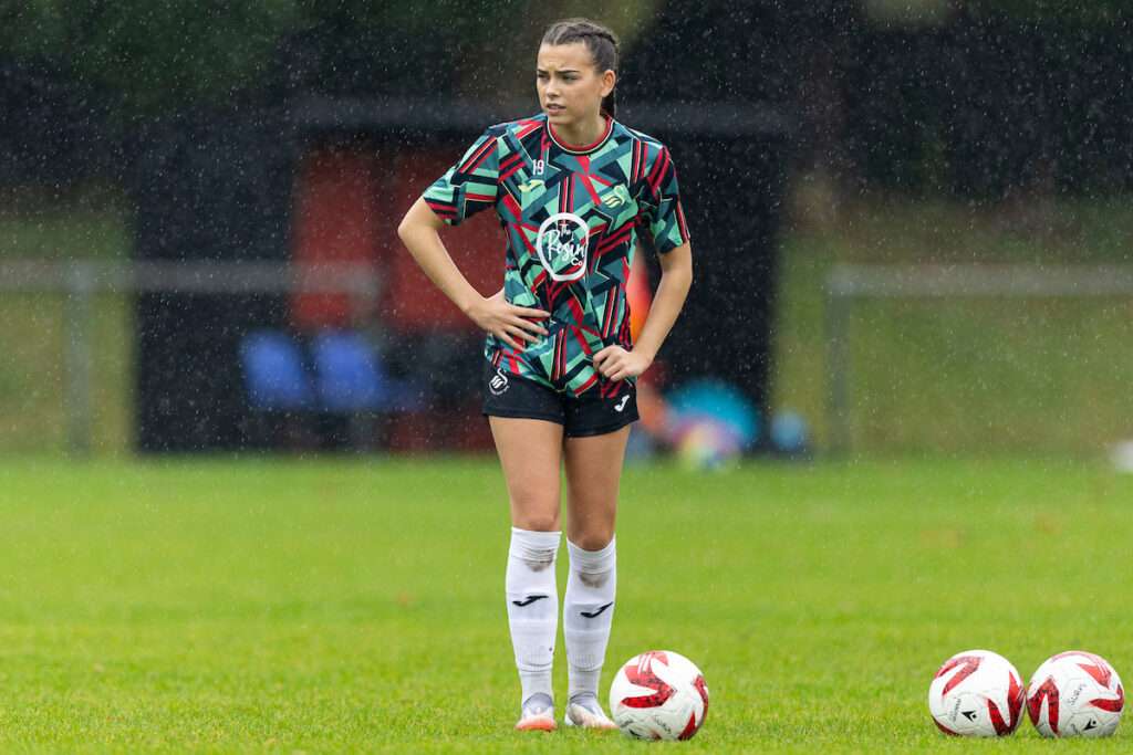 Megan-Ruby Clarke of Swansea City Women during the warm up.
Swansea City v Pontypridd United in the Genero Adran Premier at Llandarcy Academy of Sport on the 19th October 2025