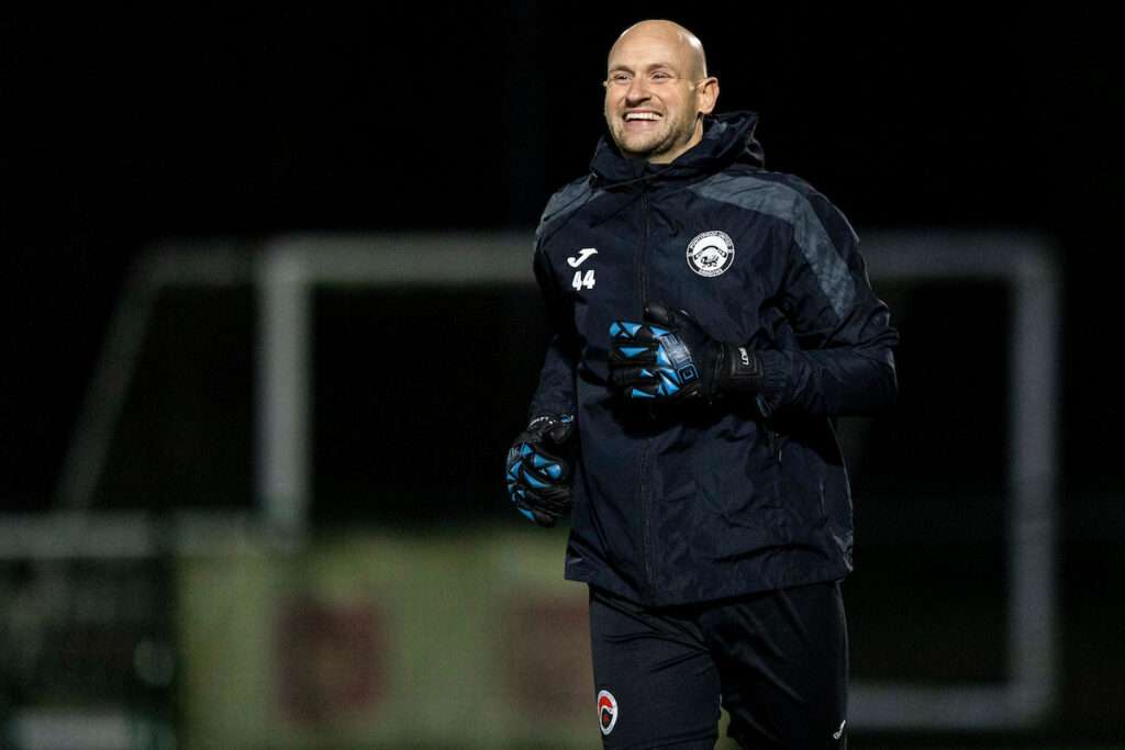 Pontypridd United goalkeeper Mike Lewis during the warm up.
Pontypridd United v Afan Lido in the JD Cymru South at USW Sports Park on the 30th January 2026