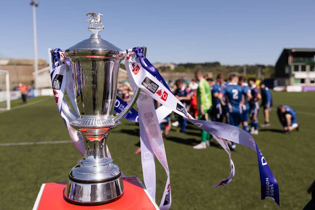 Bangor celebrate winning the 2025/26 FAW Dragon Signs Amateur Trophy final between Pontardawe Town FC & Clwb Pel-droed Dinas Bangor City 1976 FC at Park Avenue Stadium, Aberystwyth, Wales